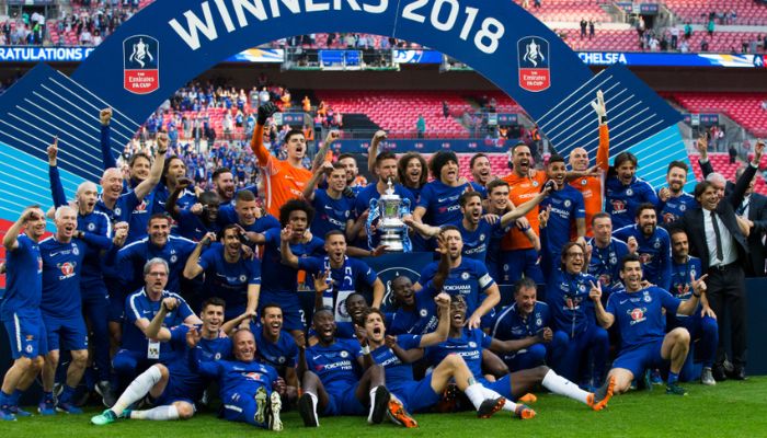 Xếp thứ 3 là câu lạc bộ Chelsea và Tottenham Hotspur